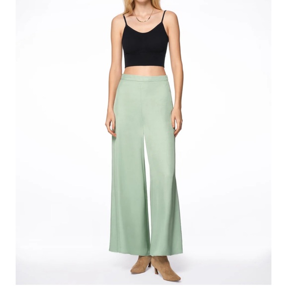 Saturday club wide leg pants - Picture 1 of 4